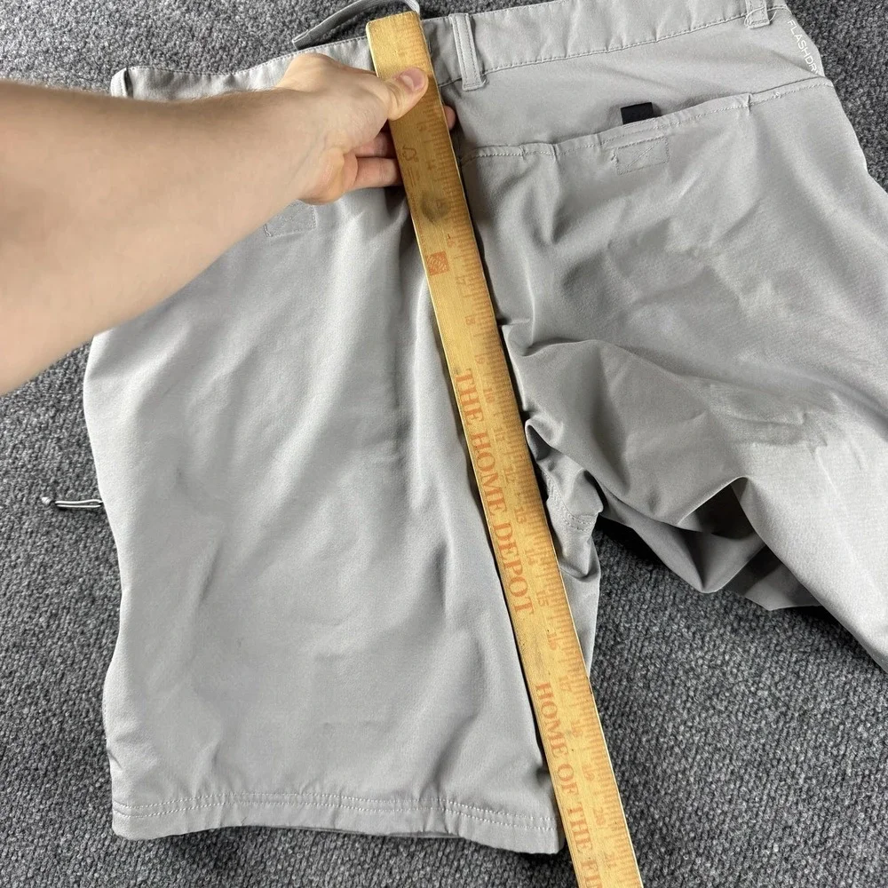 The North Face Shorts Mens 34 Gray FlashDry Hiking Zip Pocket Trail Outdoor